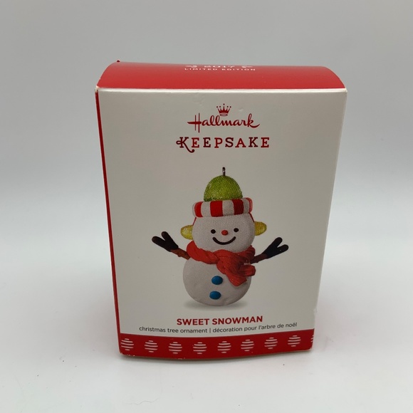 Hallmark Keepsake Sweet Snowman 2017 Limited Edition Christmas Ornament - Picture 9 of 13